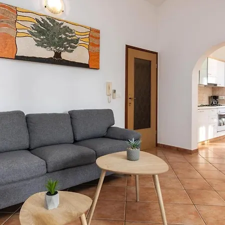 Marea 3 Mit Pool Und Meerblick Apartment Porec